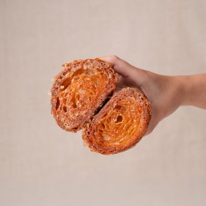 Croissant caramelizado de miel y café (2)