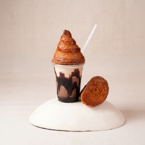 Croissant caramelizado de miel y café