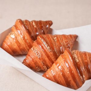 Croissant simple con oro